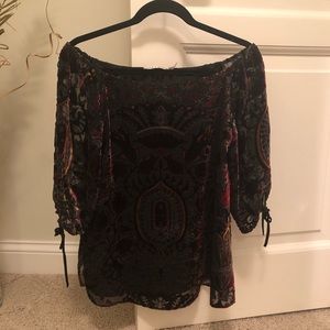 Alice and Olivia off the shoulder top